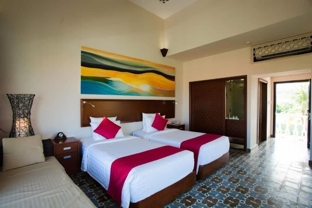 Luxury Garden View Villa | 1 bedroom, minibar, in-room safe, desk