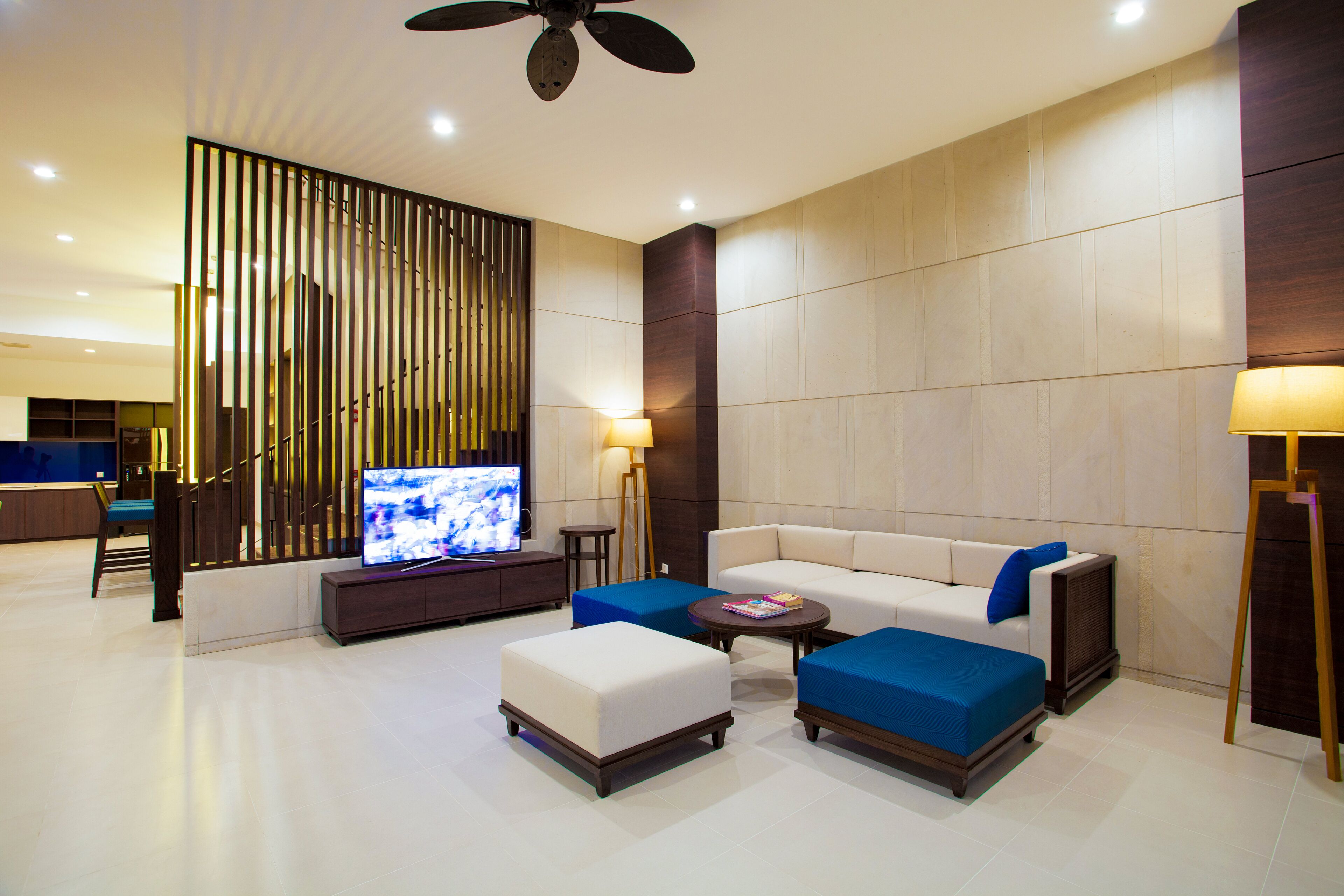 4 bedroom villa | living area | lcd tv