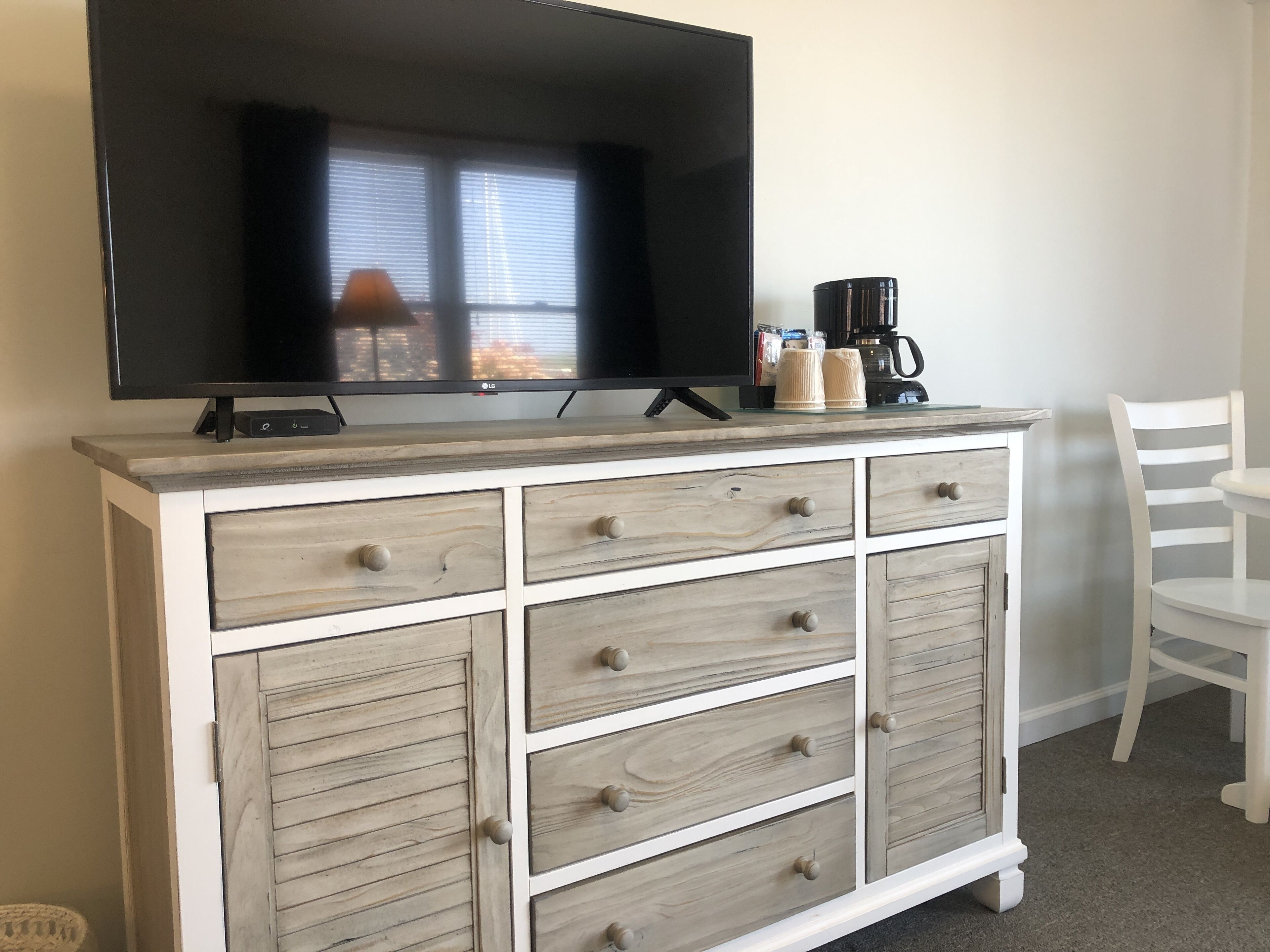 standard room | free wifi, bed sheets