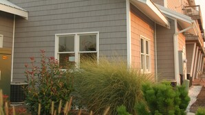 A building with a sign reading "The Inn." - Knapps Narrows Marina & Inn (Sherwood)