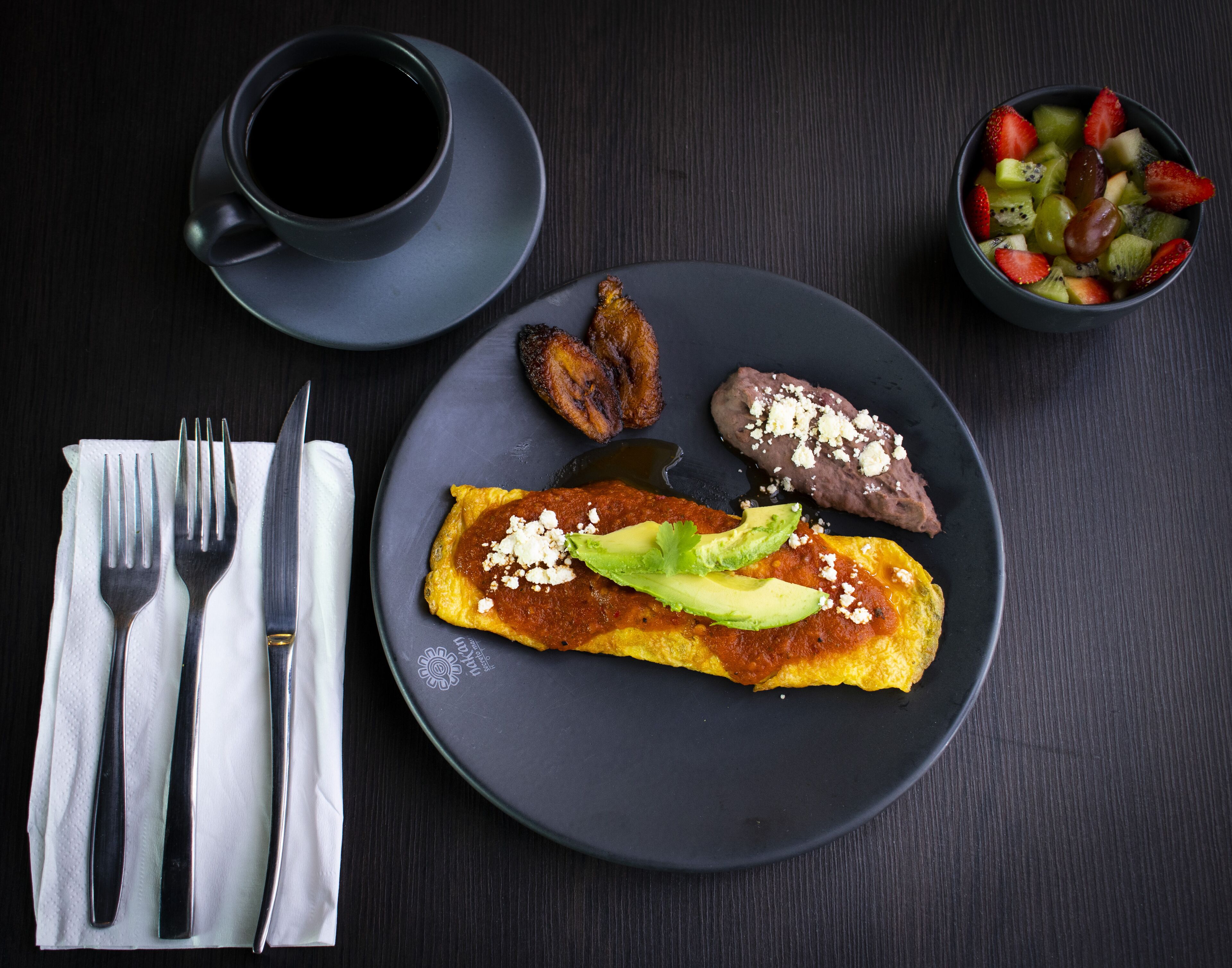 free daily full breakfast