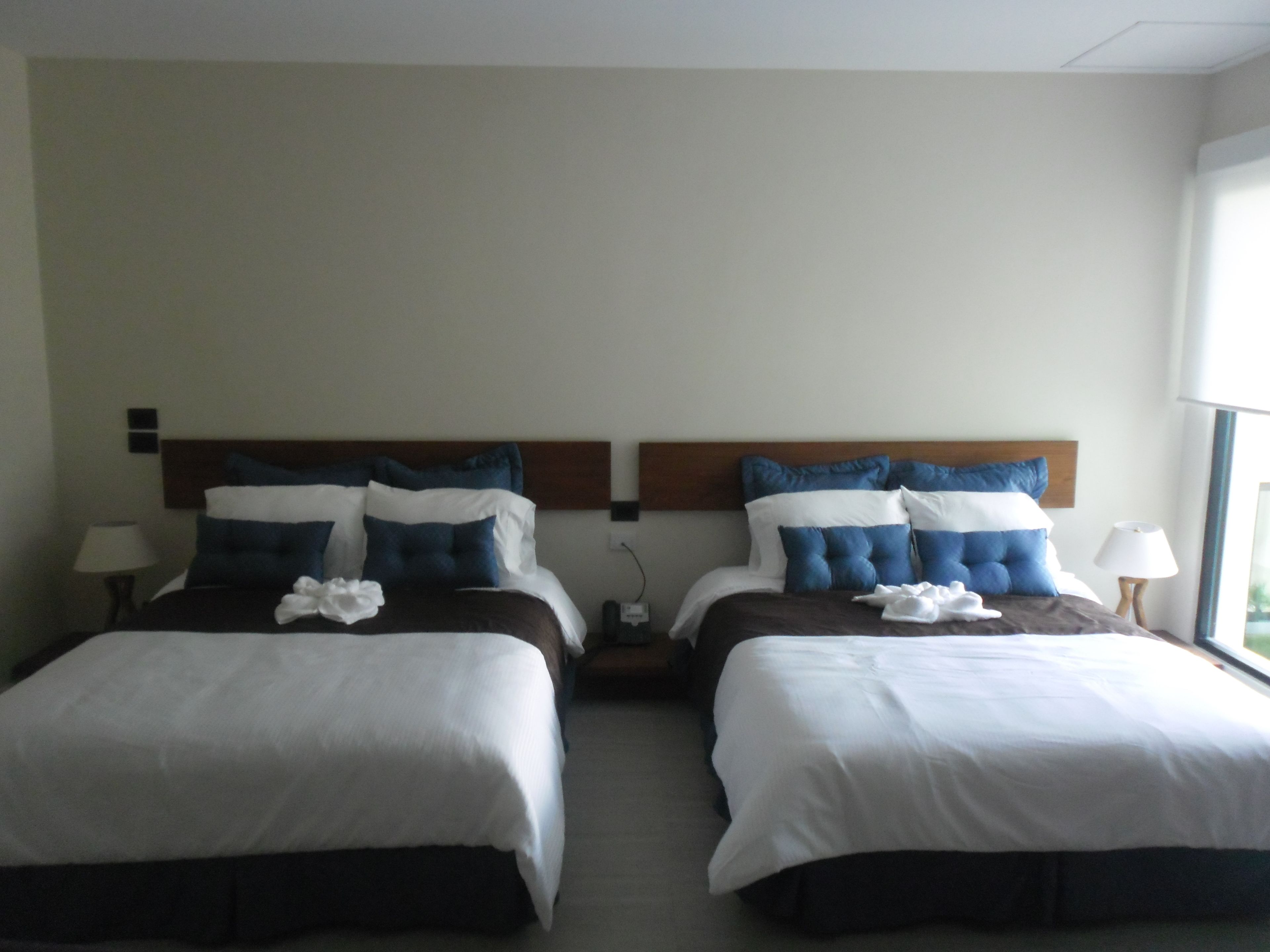 suite | in-room safe, iron/ironing board, free wifi, bed sheets
