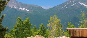 Silver Fork Lodge and Restaurant