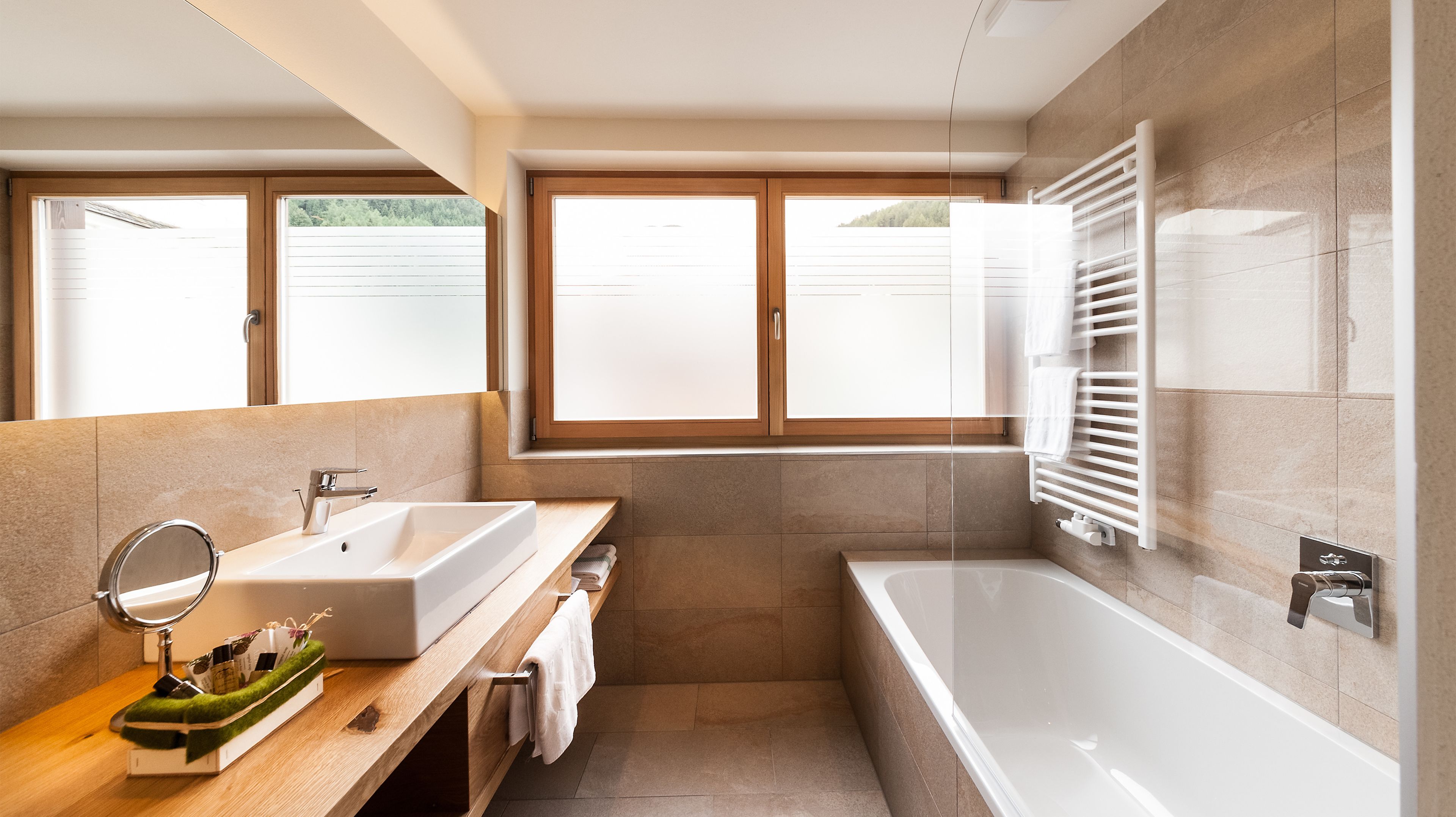 suite | bathroom | free toiletries, hair dryer, bathrobes, bidet