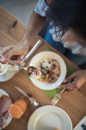 Desayuno continental incluido todos los días