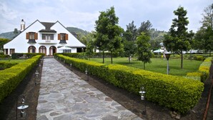 Front of property - Discover Rwanda Gisenyi Beach (Gisenyi)