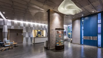 Sala de estar en el lobby