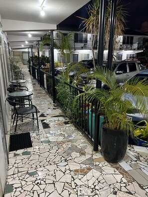 واجهة المنشأة