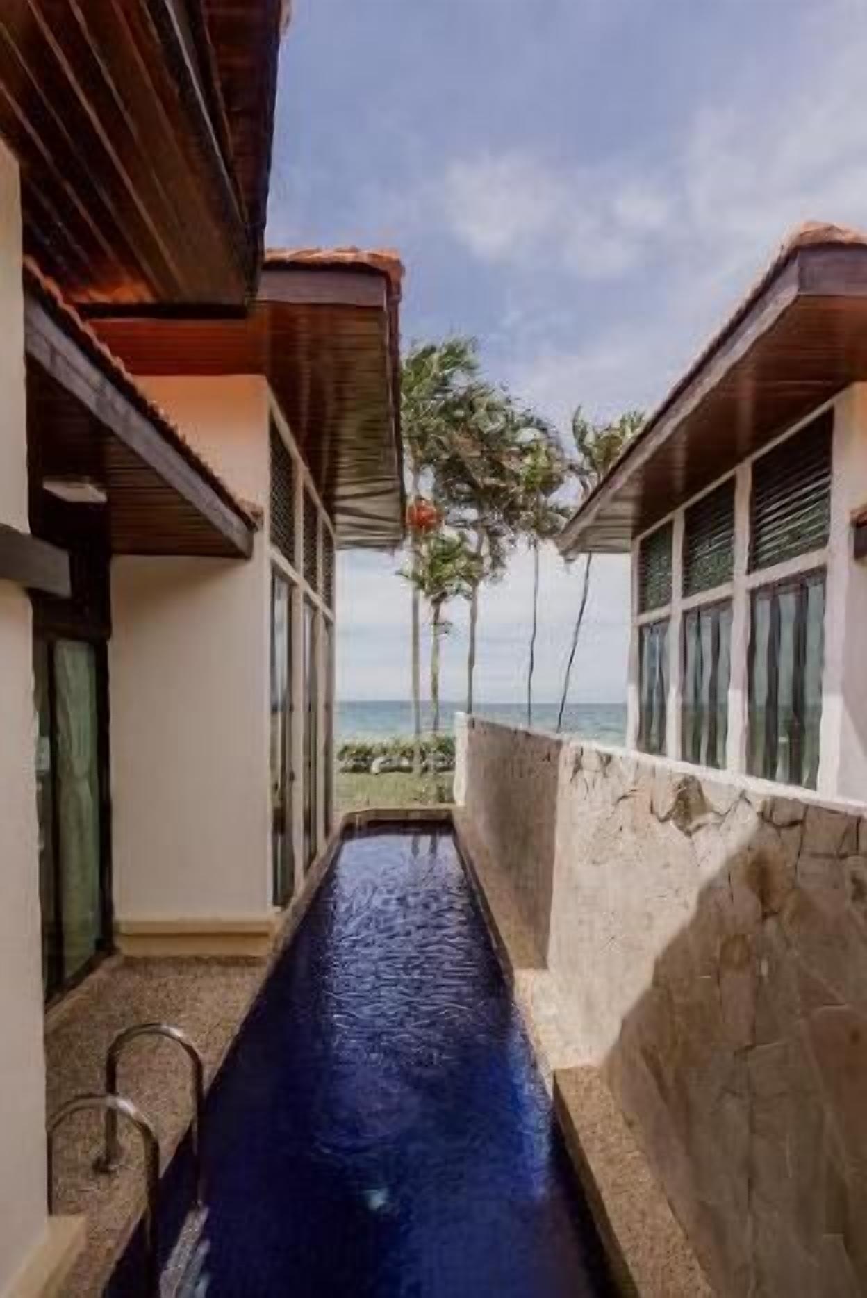 Pool | 2 outdoor pools