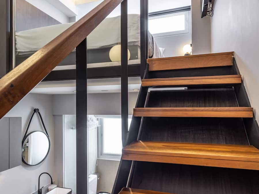 Loft, 1 Queen Bed (Apartment) | In-room safe, desk, laptop workspace, iron/ironing board