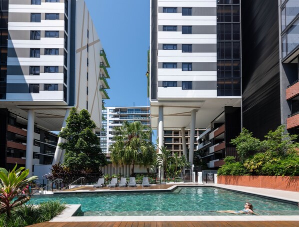 Outdoor pool, sun loungers