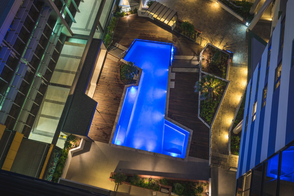 Arena Apartments by CLLIX
