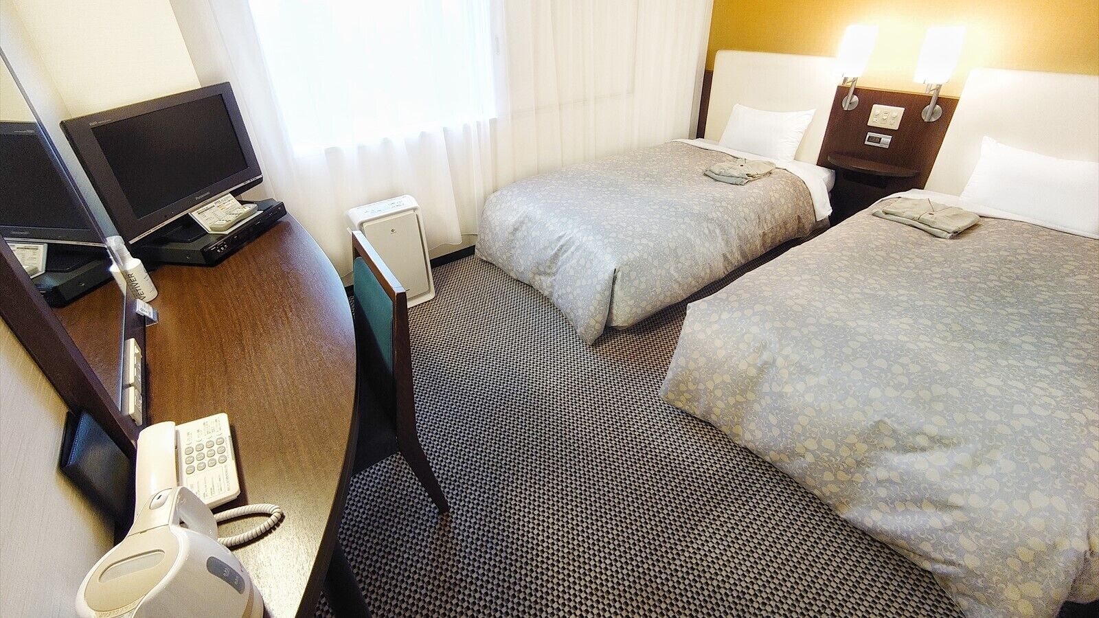 Couette en duvet d'oie, bureau, rideaux occultants, Wi-Fi gratuit
