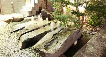 Uozu Manten Hotel Ekimae