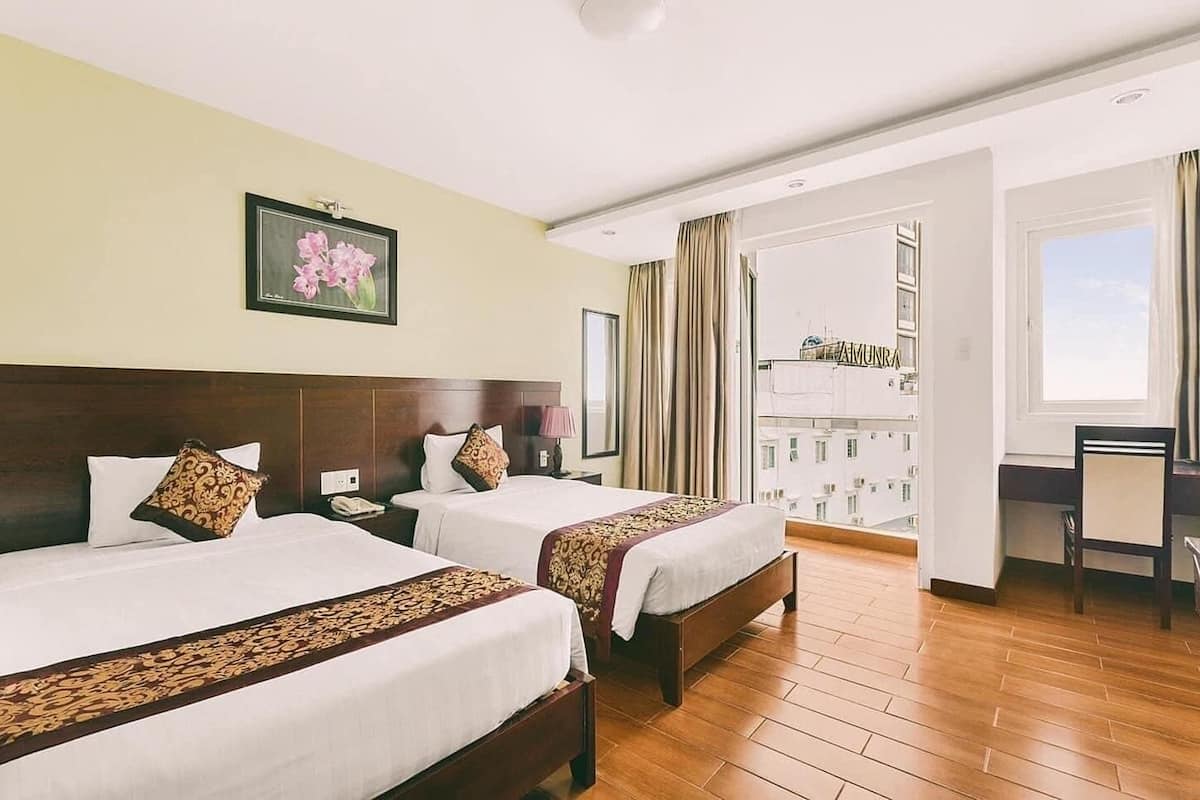 Minibar, in-room safe, individually furnished, desk