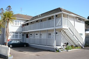 Exterior - Abbeycourt Motel (Lower Hutt)