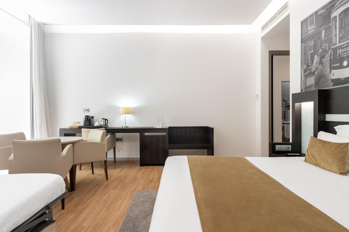 1 bedroom, minibar, in-room safe, individually decorated