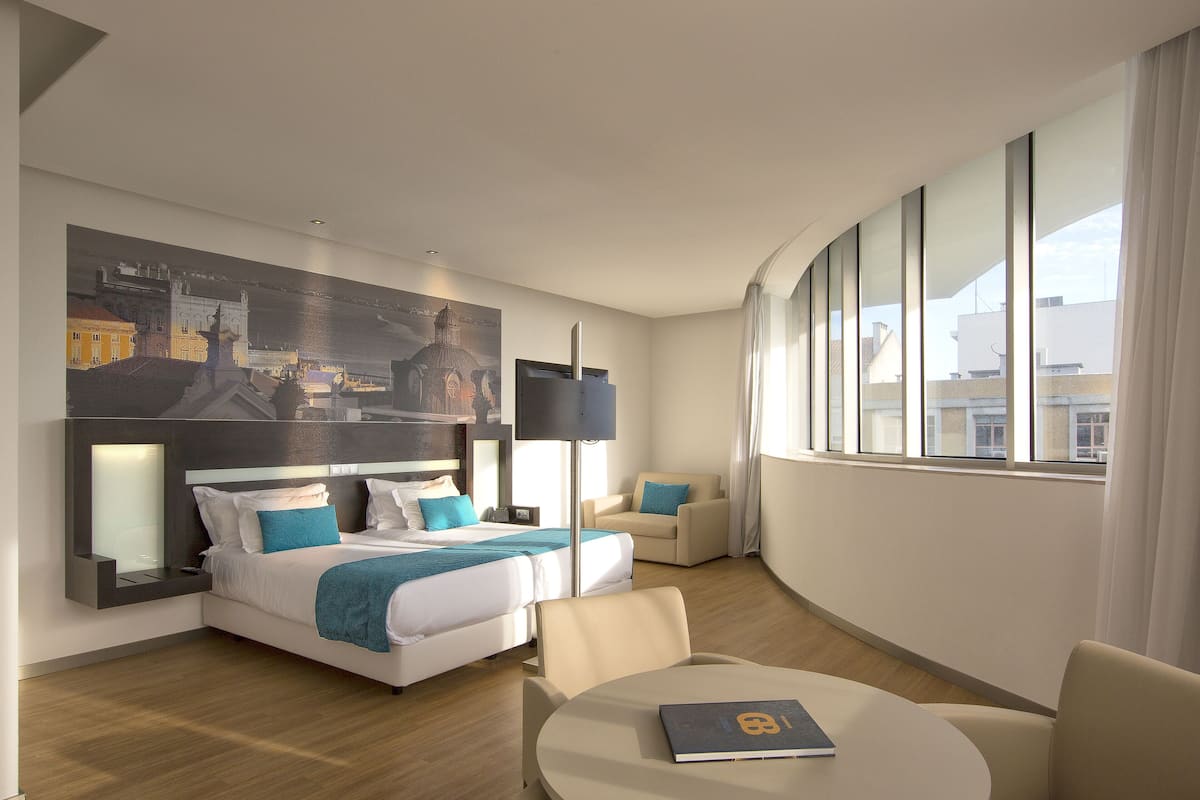 1 habitación, minibar y caja de seguridad en la habitación