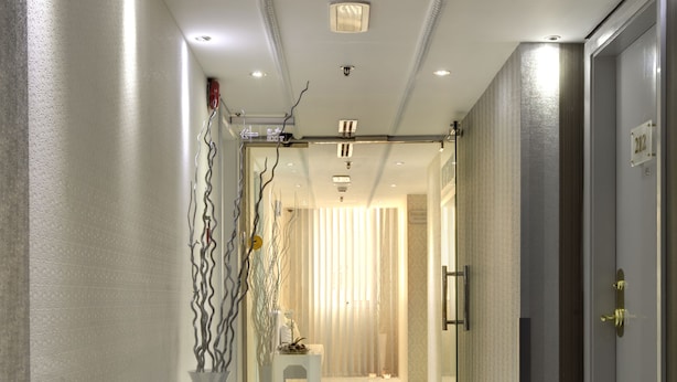 Hallway - Broadway Hotel (Dubai)