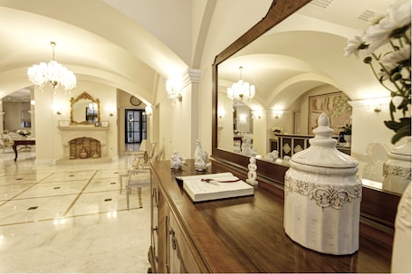 Lobby. Ionia Suites