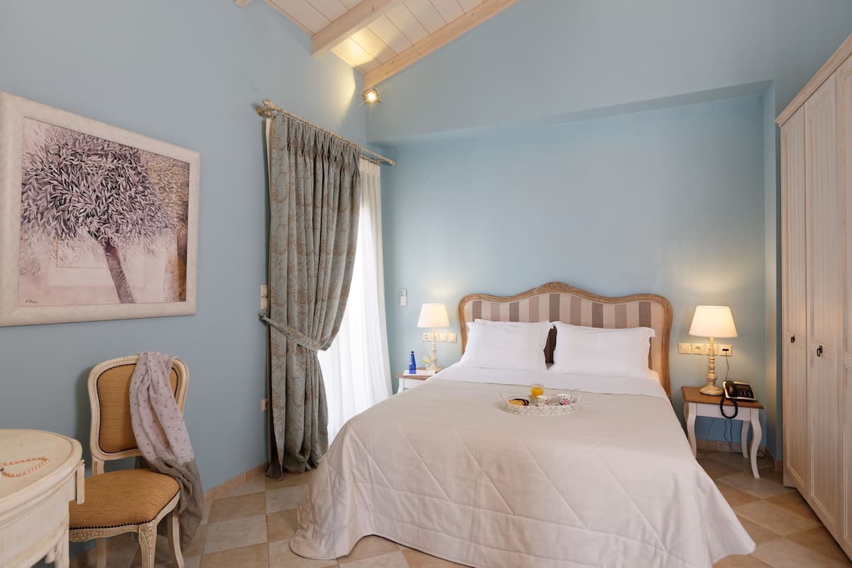 Superior Suite, 1 Bedroom | 1 bedroom, premium bedding, in-room safe, desk