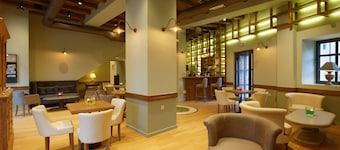 Ionia Suites