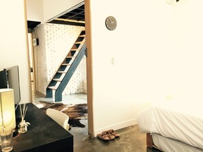 Rollaway beds, free WiFi - House740 (Seoul)