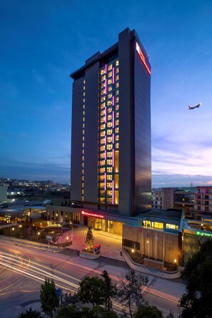 Exterior - Hilton Garden Inn Istanbul Airport (Istanbul)