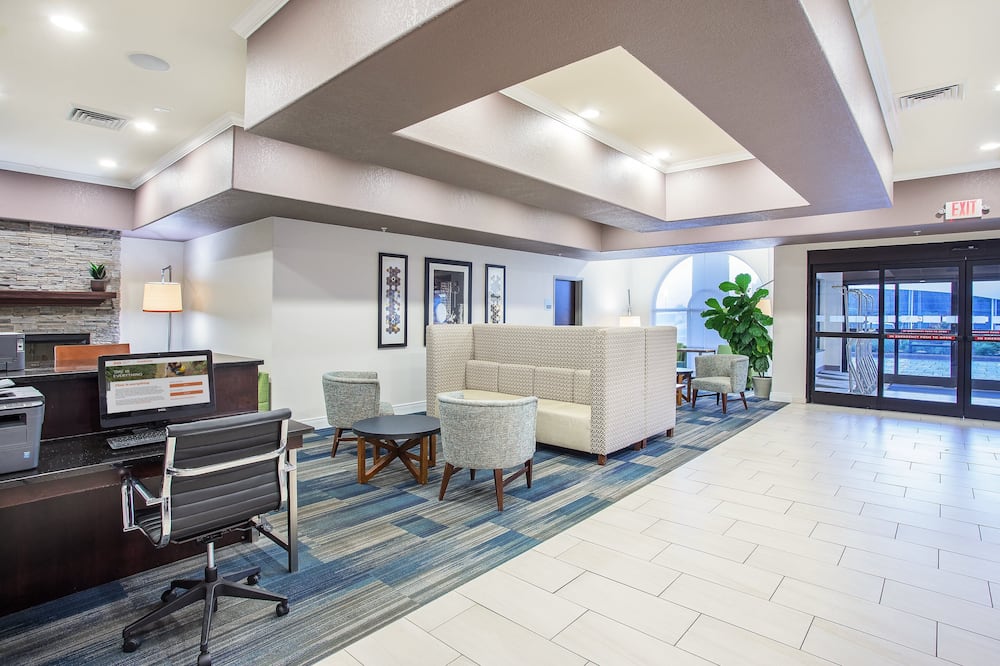 Holiday Inn Express & Suites Glasgow by IHG