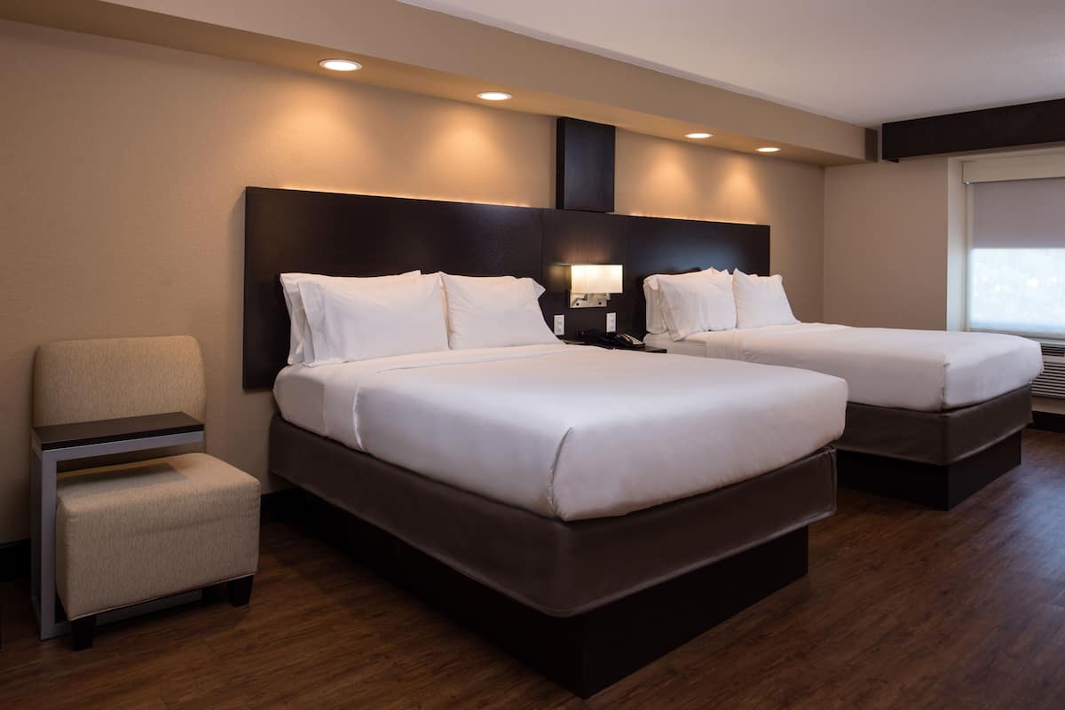 1 bedroom, pillow-top beds, in-room safe, desk