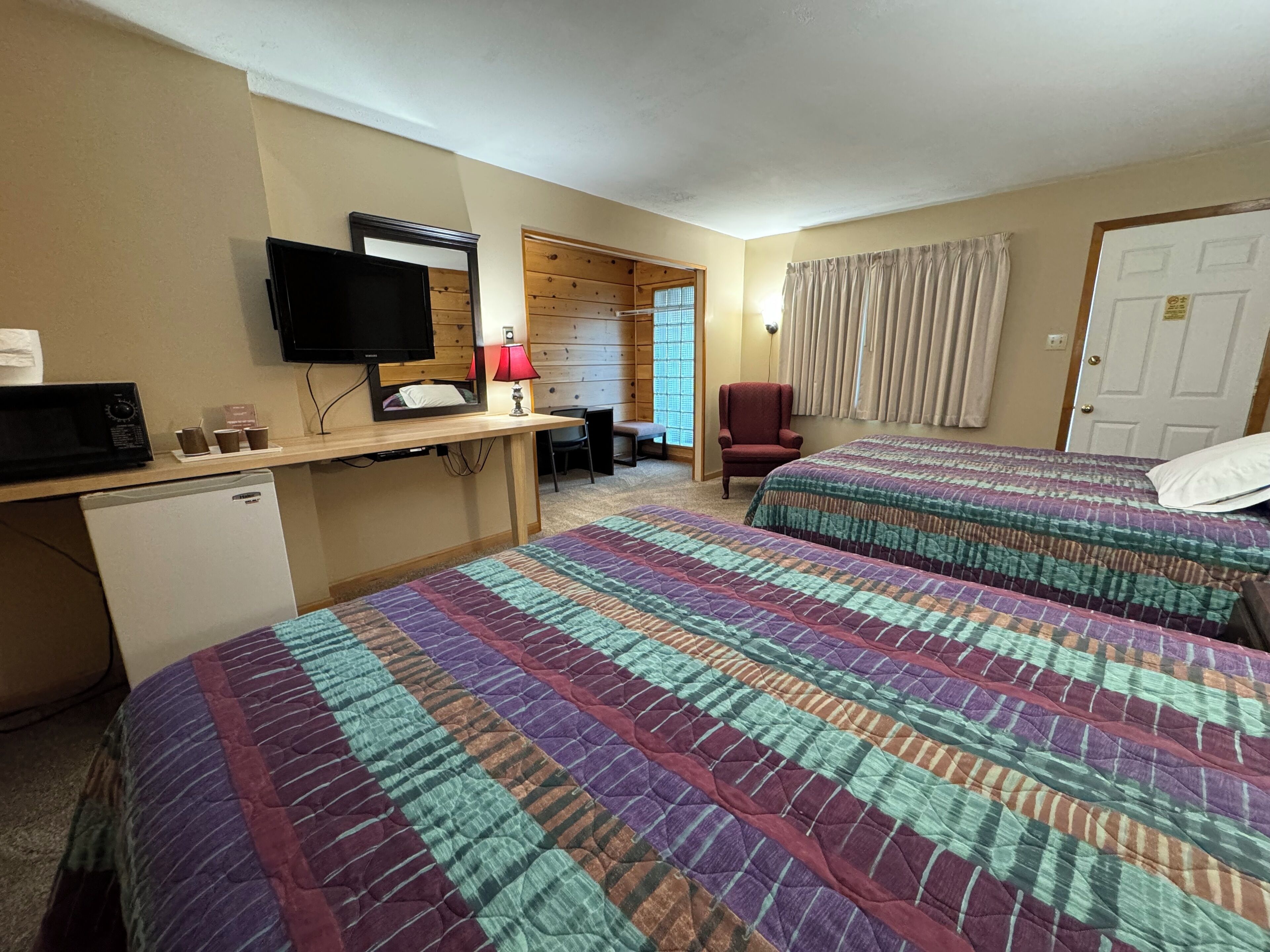 Room, 2 Queen Beds | Desk, laptop workspace, iron/ironing board (on request), WiFi (free)