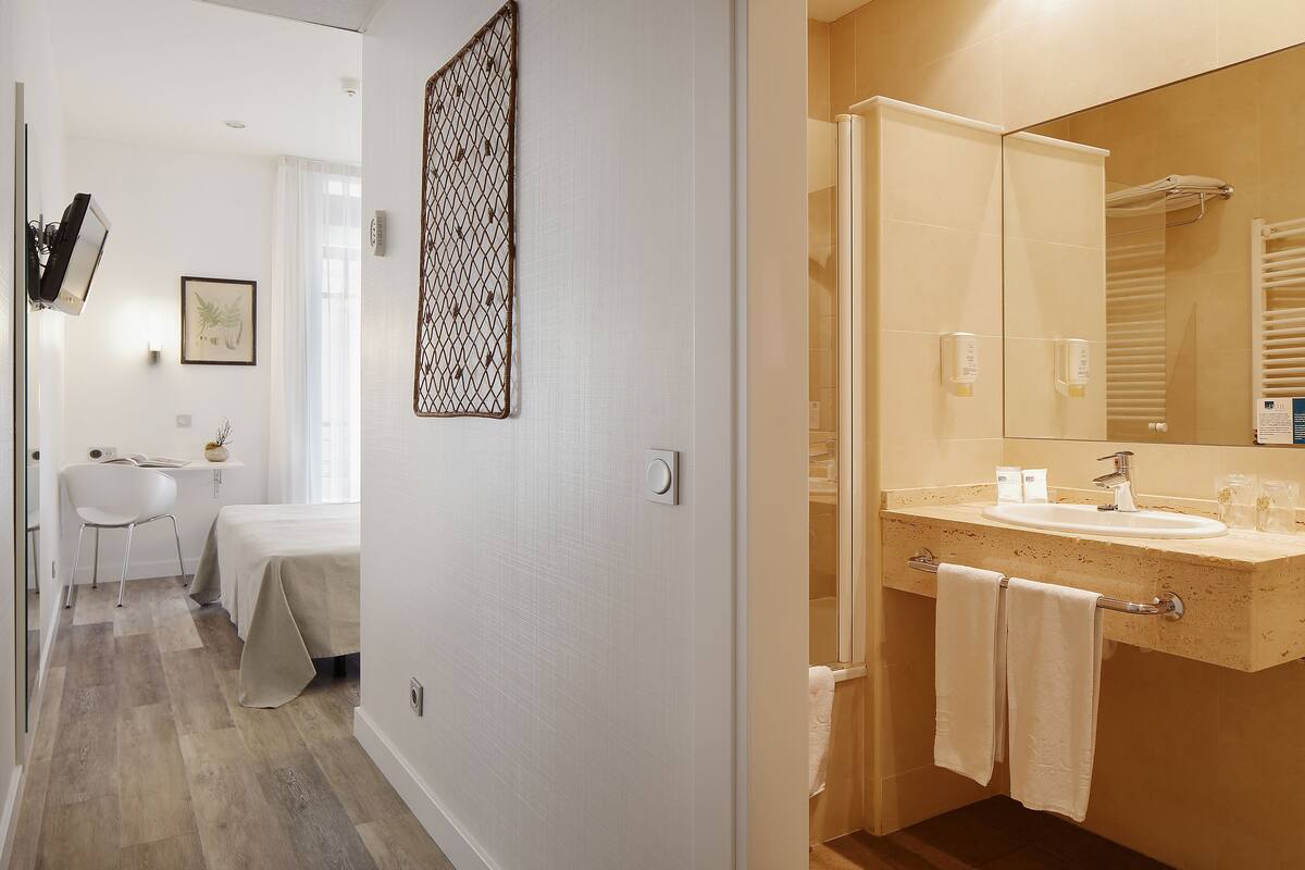 double room | in-room safe, desk, blackout curtains, soundproofing