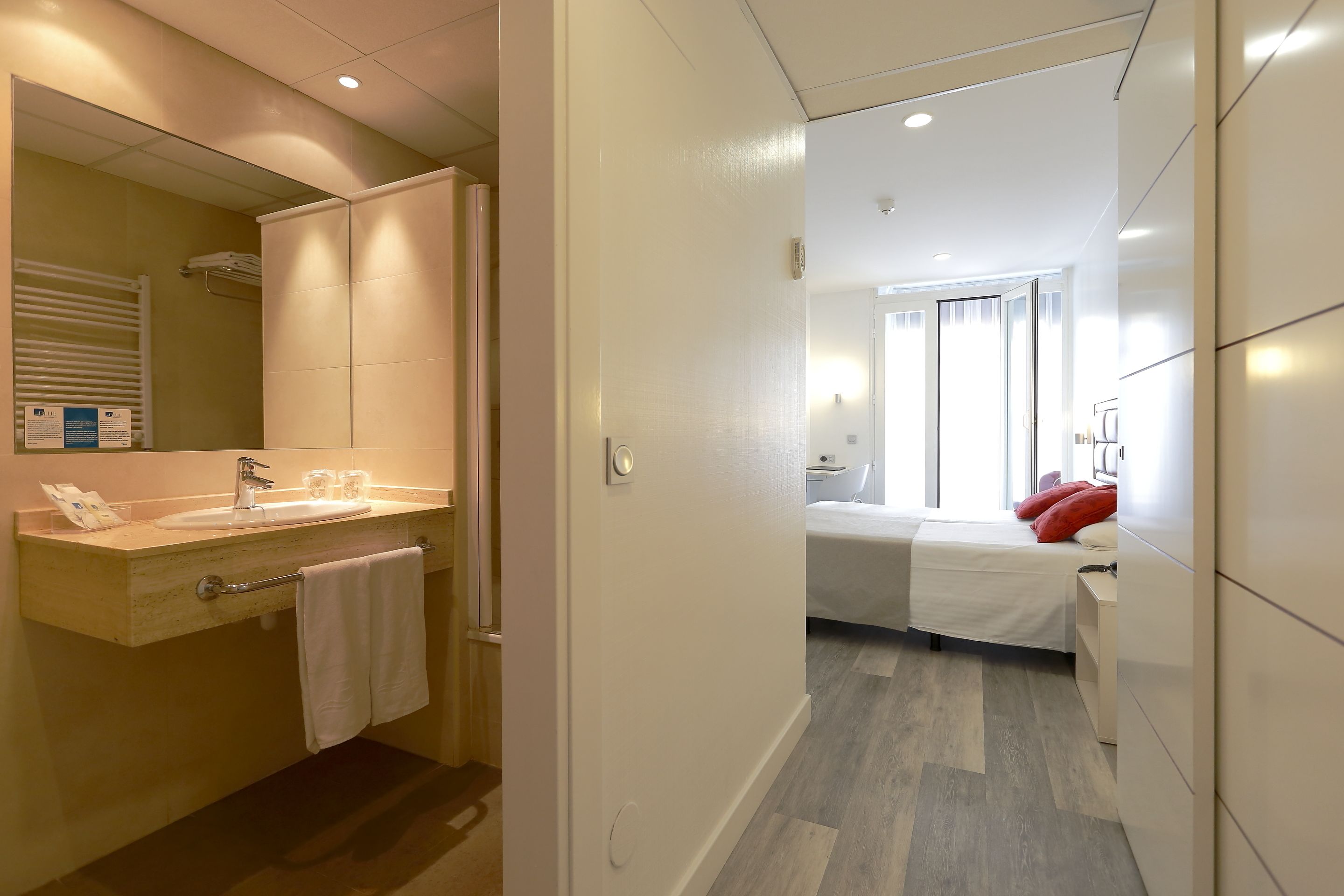 double room | in-room safe, desk, blackout curtains, soundproofing