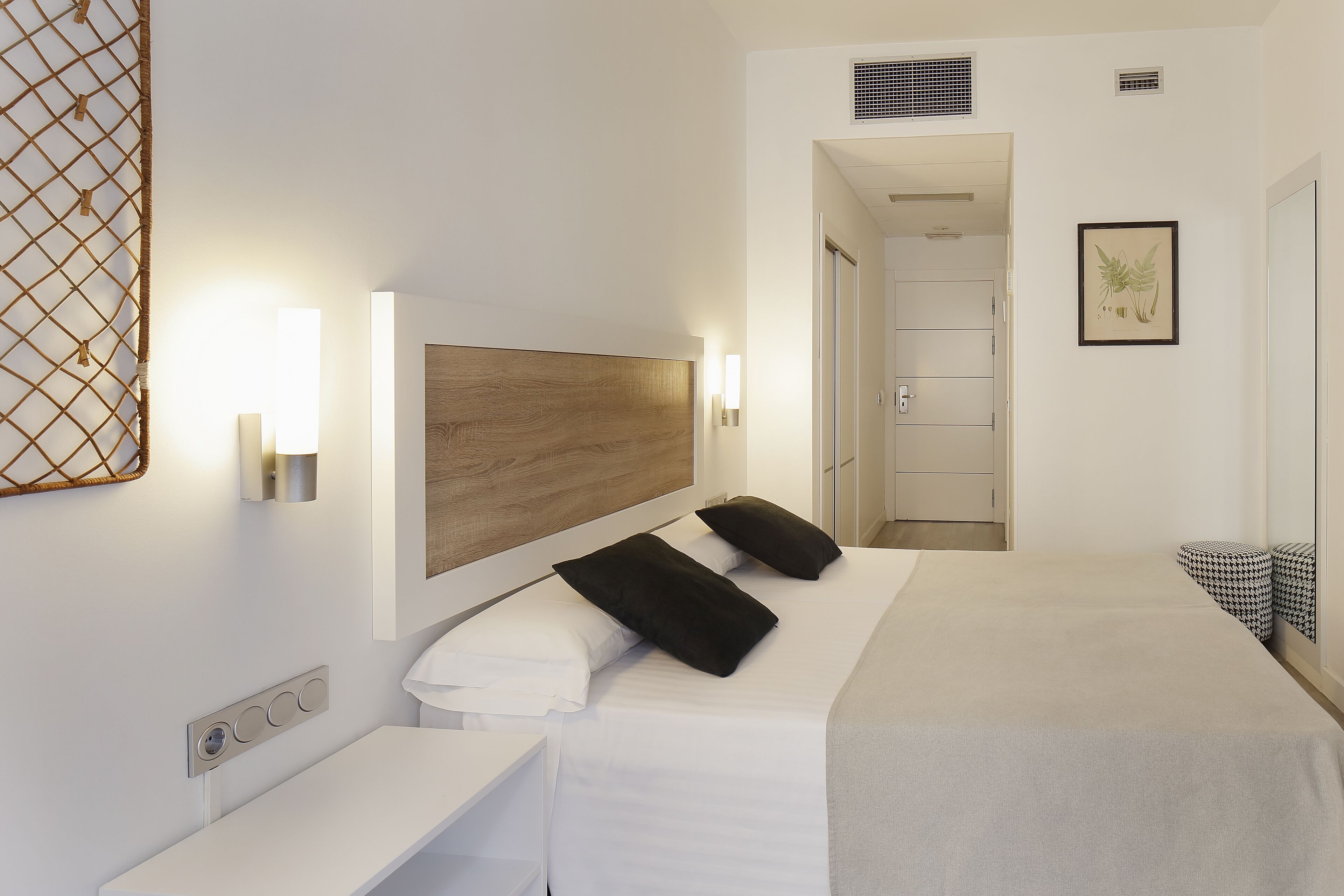 double room | in-room safe, desk, blackout curtains, soundproofing