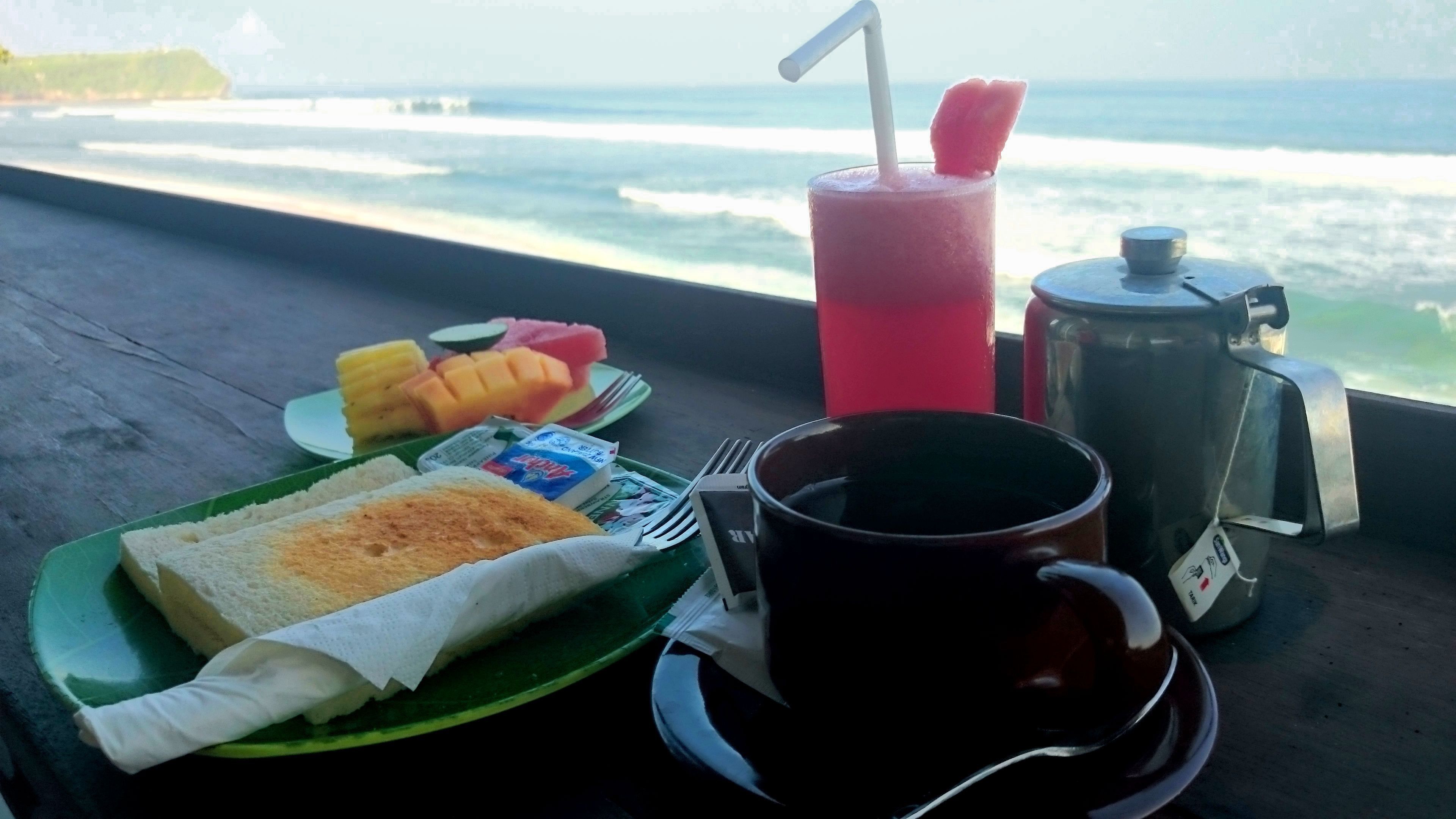 朝食