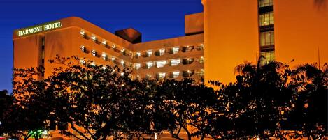 Front of property - evening/night