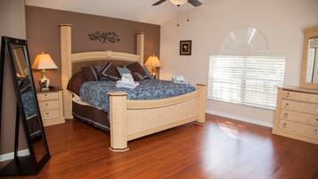 Rumah Deluks, 4 kamar tidur | 1 kamar tidur, seprai premium, dan didekorasi berbeda-beda