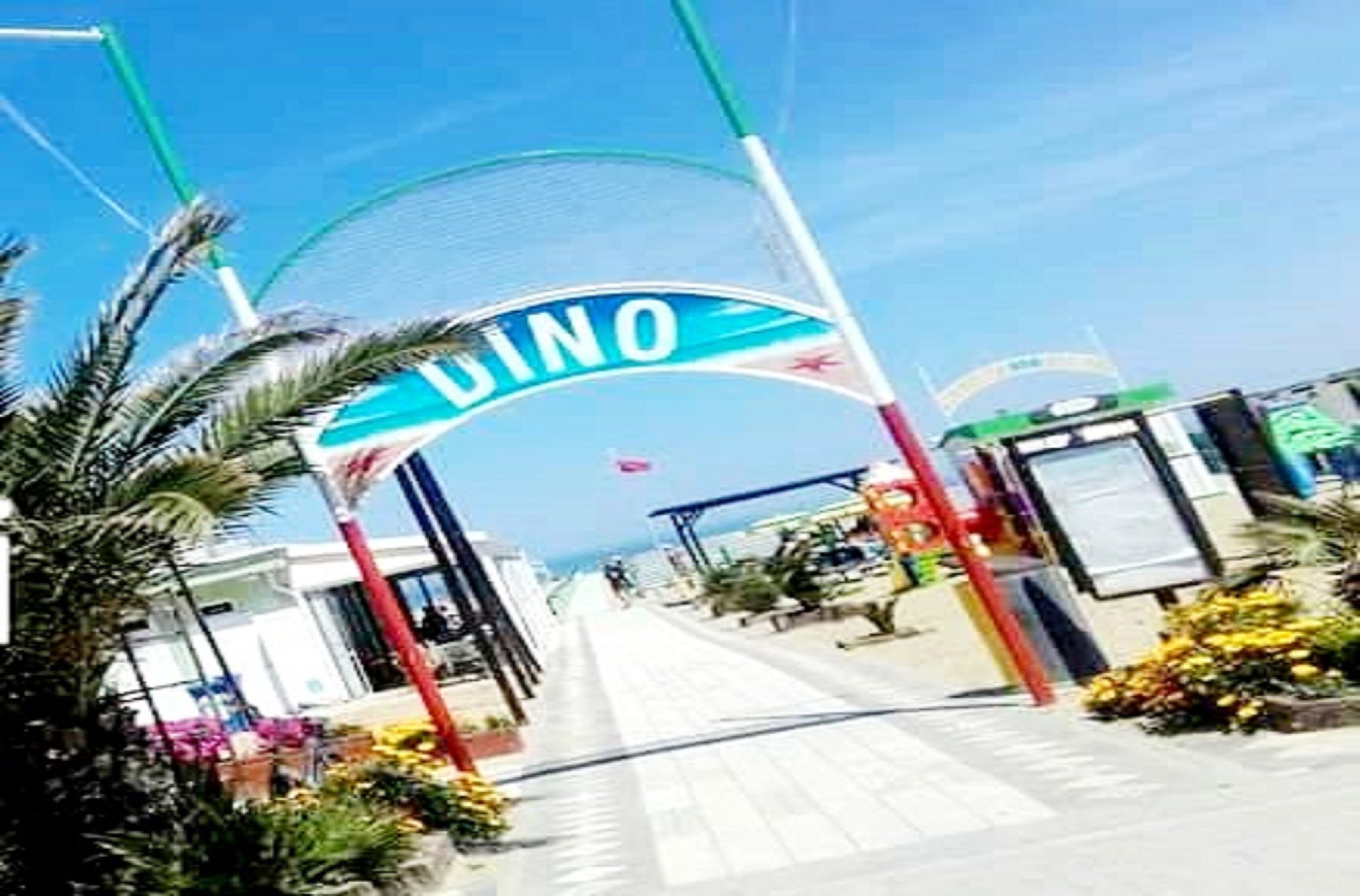 private beach nearby, sun-loungers, beach umbrellas, beach bar