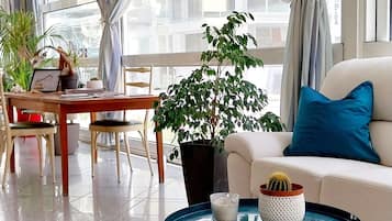 Quầy tiếp tân