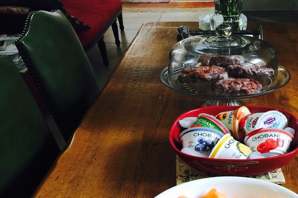 Free daily continental breakfast