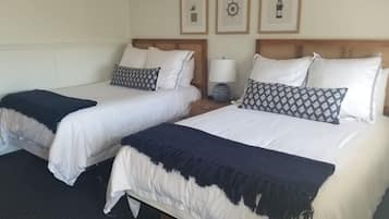 Standard Room | Iron/ironing board, free WiFi