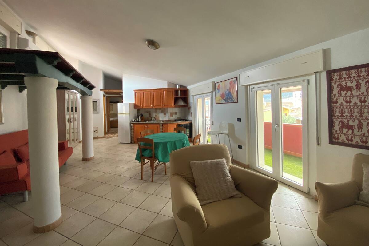Apartment, 2 Bedrooms | Living area