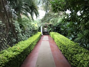 Front of property - Armadale Boutique Hotel & Villas (Harare)