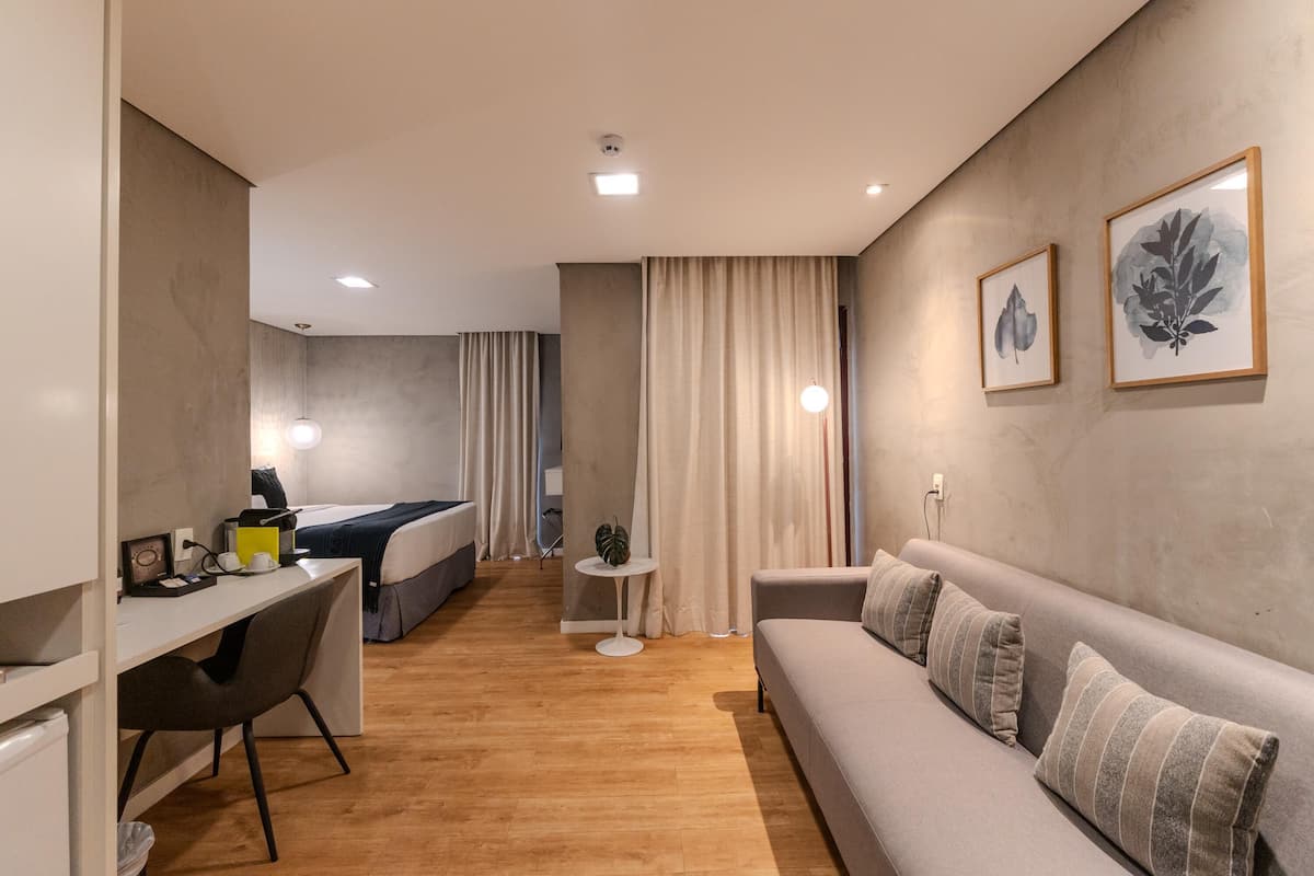 1 bedroom, minibar, in-room safe, individually decorated