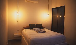 In-room safe, free WiFi - Dreamsea Surf Camp (Tamarindo)