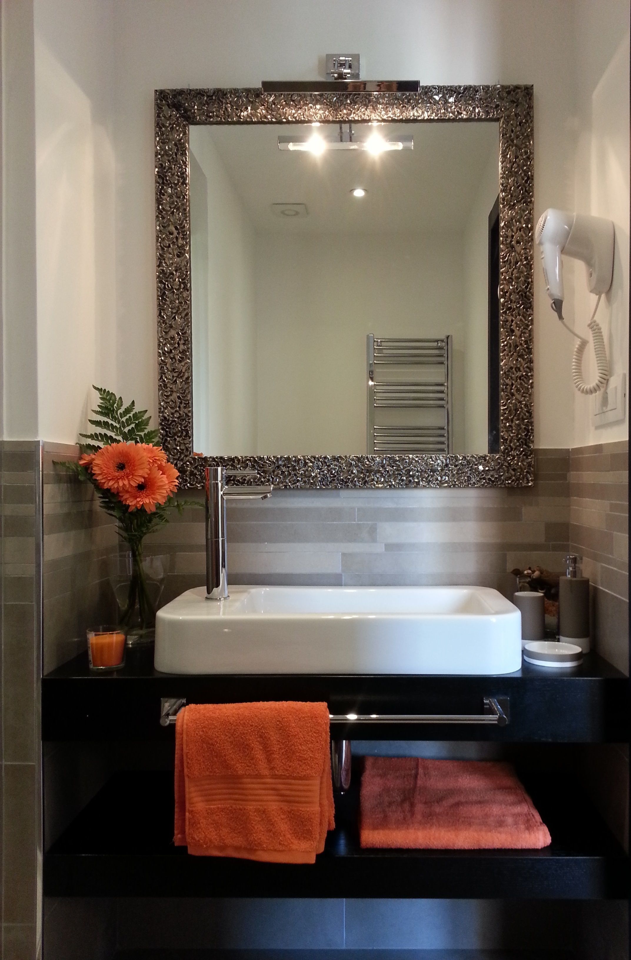 Photo - Gemini Suite