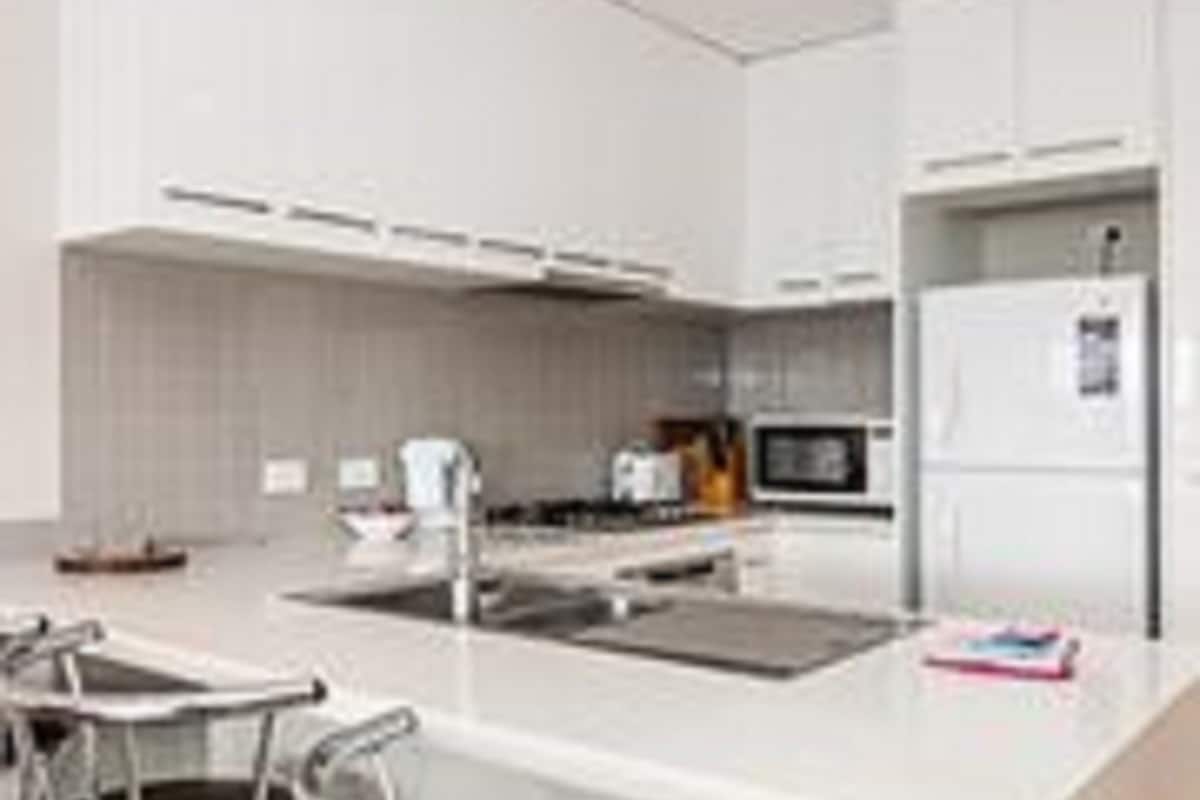 standard penthouse, 2 bedrooms (apt 10 ) | private kitchenette | full-sized fridge, microwave, oven, stovetop