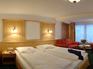 Room - Hotel Arlberghaus - Das Skihotel (Lech am Arlberg)