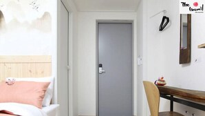 Premier Twin Room - The Haemil Guesthouse (Seoul)