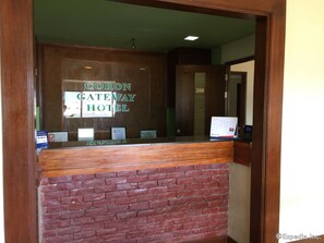 Reception - Coron Gateway Hotel & Suites (Coron)
